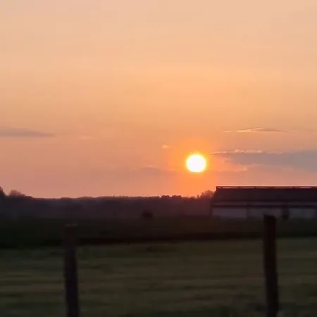 Gite La Carreyere * Saint-Jean-de-la-Motte